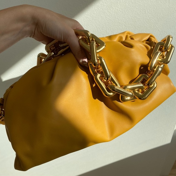 Bottega Veneta Handbags - Bottega Veneta The Chain Pouch Shoulder Bag